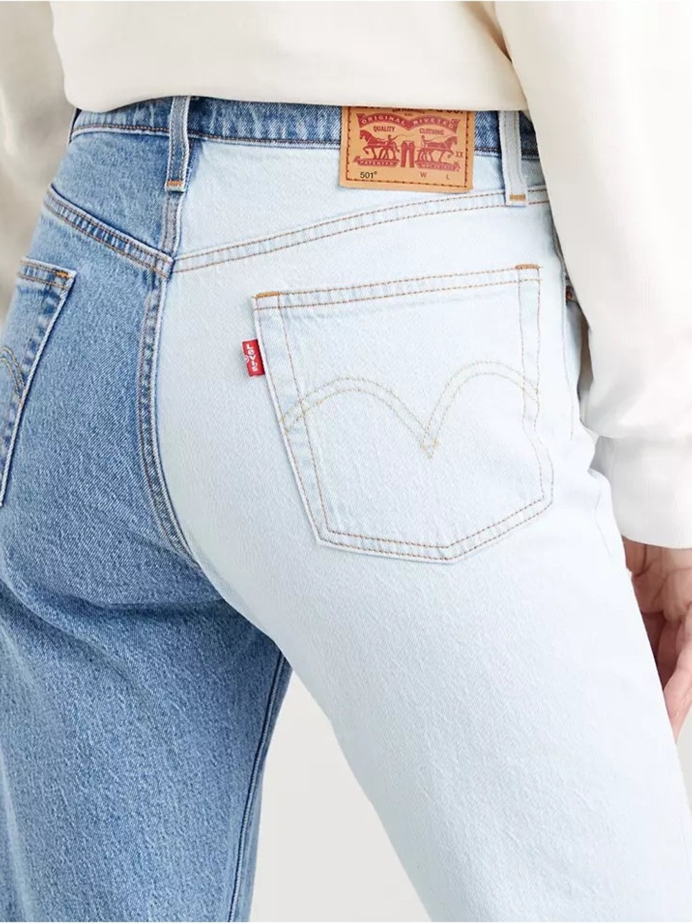 Levi's Two-Tone High-Rise Women's Jeans - Light Wash & Medium Blue